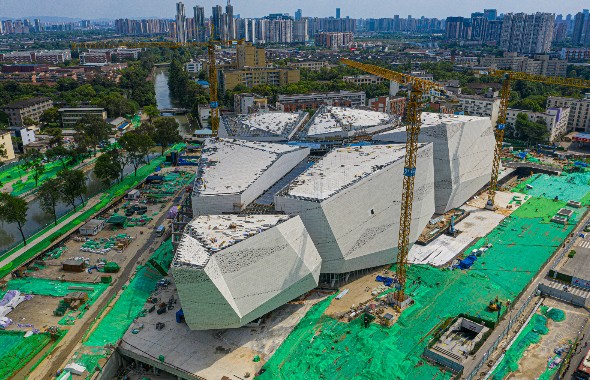 成都自然博物館建設(shè)工程榮獲“中國鋼結(jié)構(gòu)金獎”